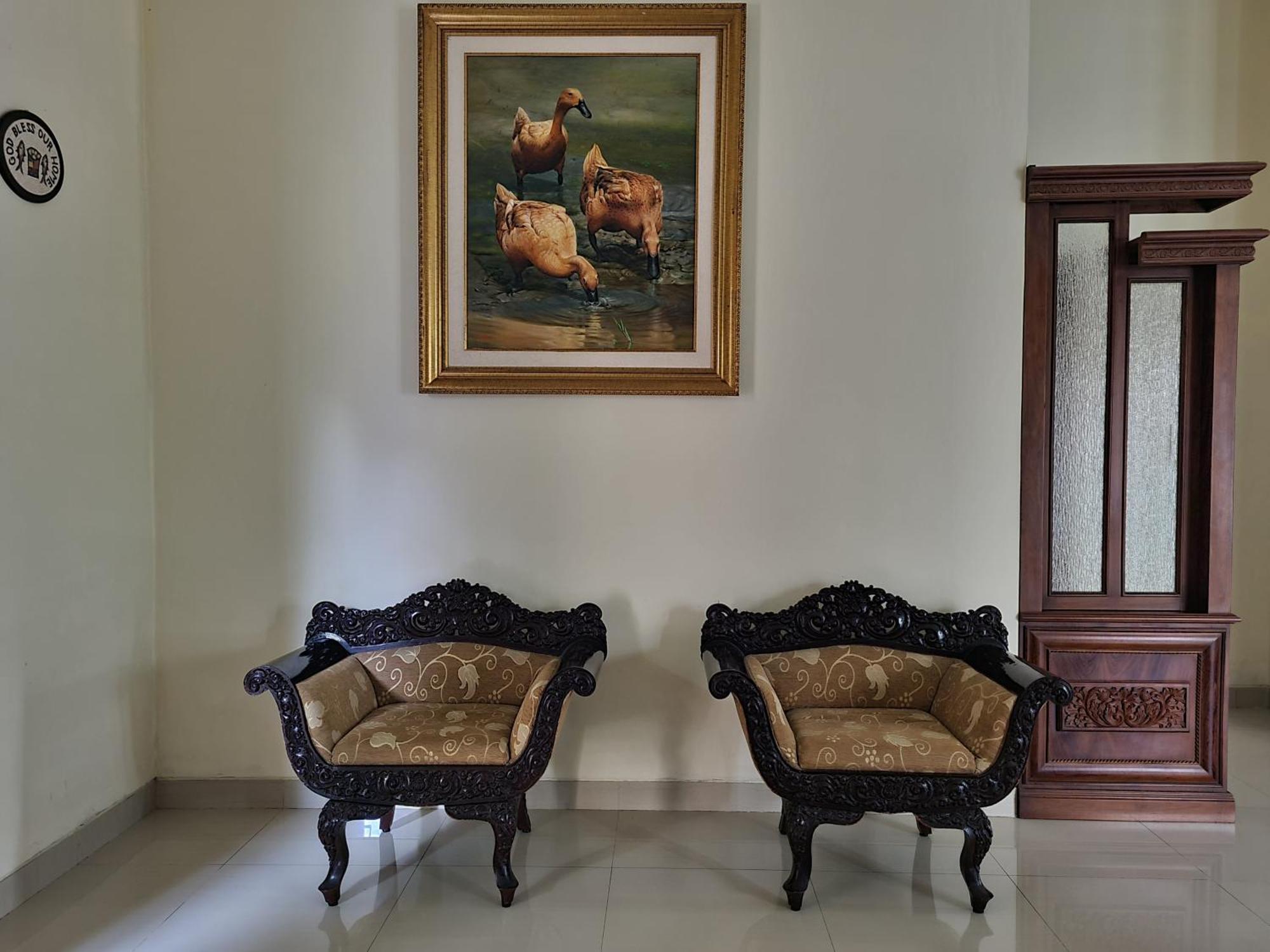 Ndalem Suryo Saptono Guest House Tugu エクステリア 写真
